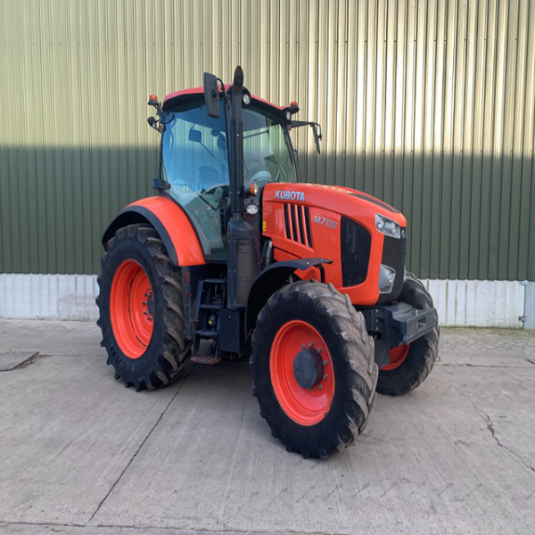 Kubota M7131